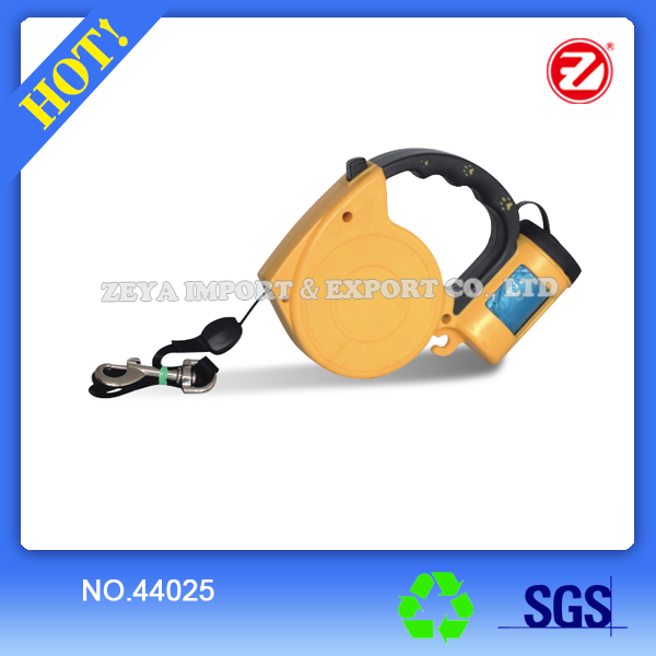 Retractable Dog Leash with Waste Bags 44025