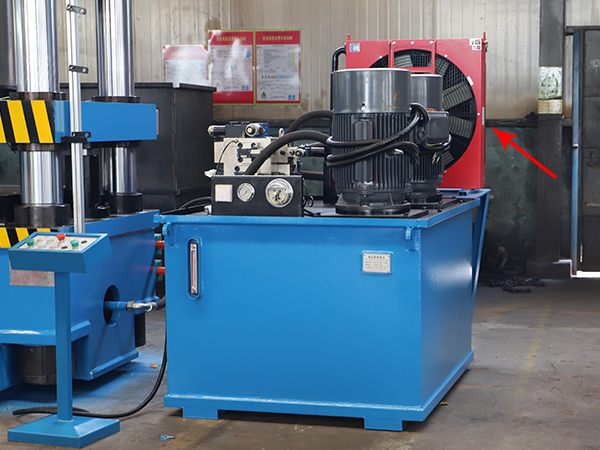 四柱液压机冷却装置的选择