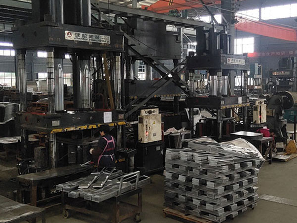 山东建哈宝发重工行业专用液压机