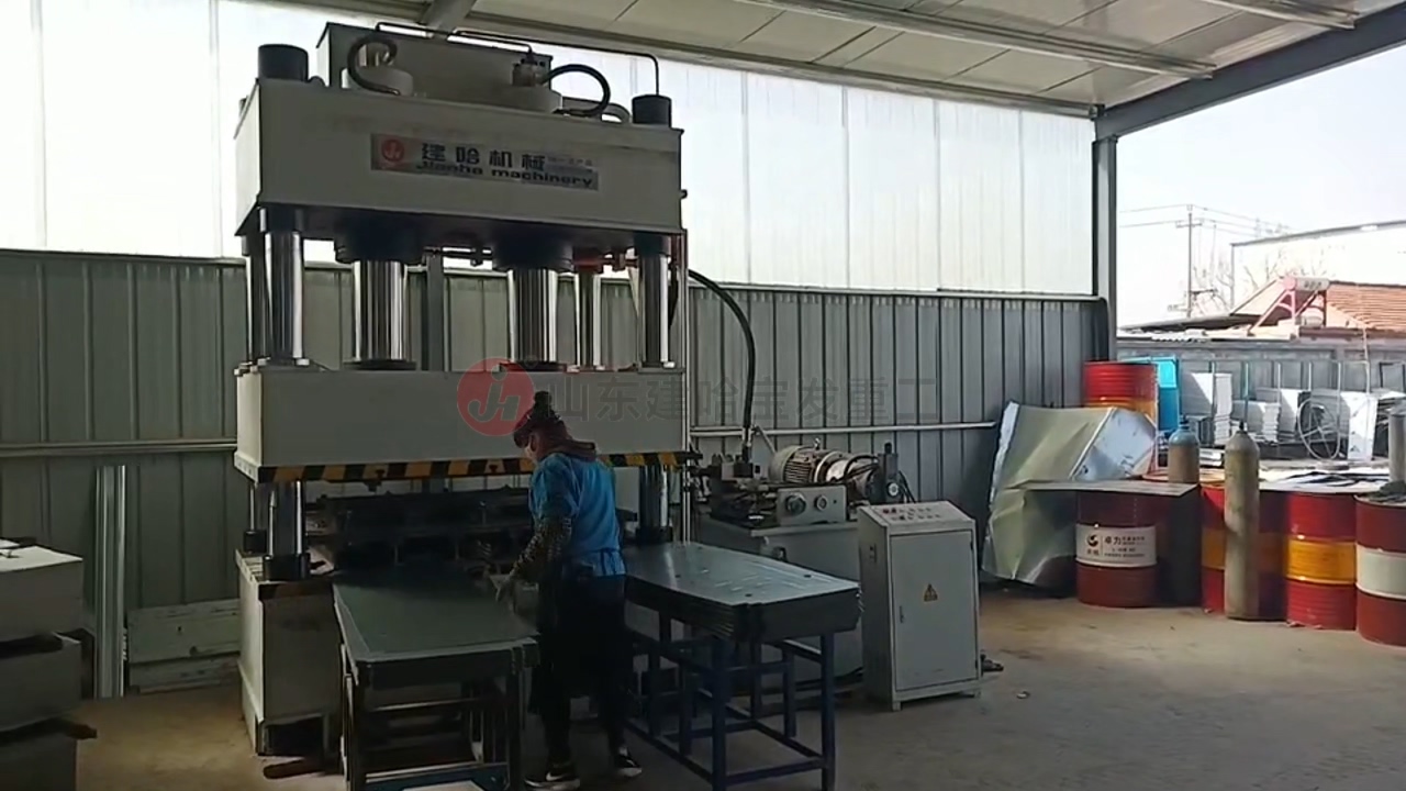 金属拉伸液压机