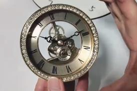 石英钟表直径100mm金属透视钟头怎样安装