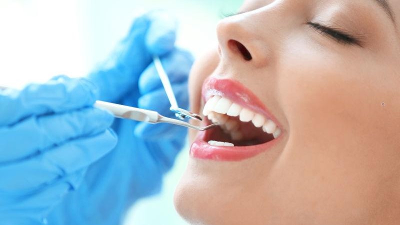 怎样对待口腔白斑？—义乌口腔护理