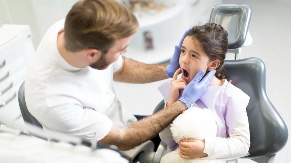 牙医是“工程师”不是零售批发商！