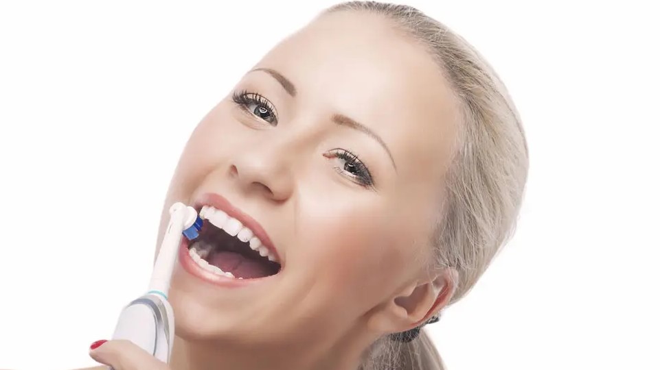 从不喝碳酸饮料,小孩牙齿却被泡腐,罪魁祸首一定喝过! 从不喝碳酸饮料,小孩牙齿却被泡腐,罪魁祸首一定喝过!