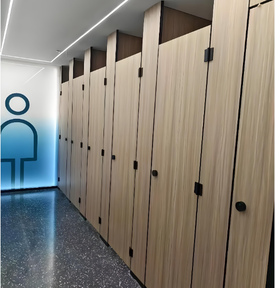 如何选择适合学校的公共卫生间隔断？