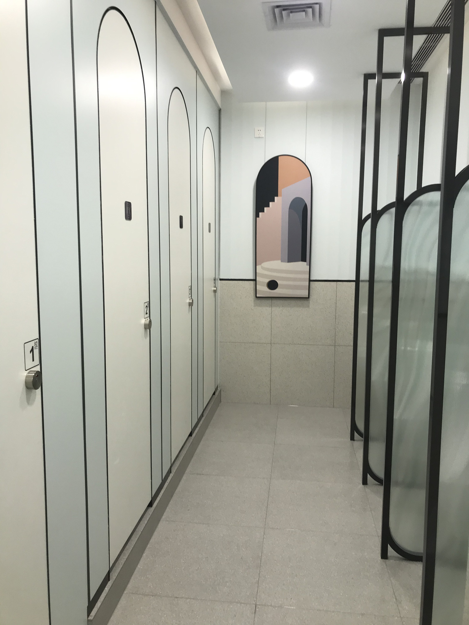 商场卫生间隔断