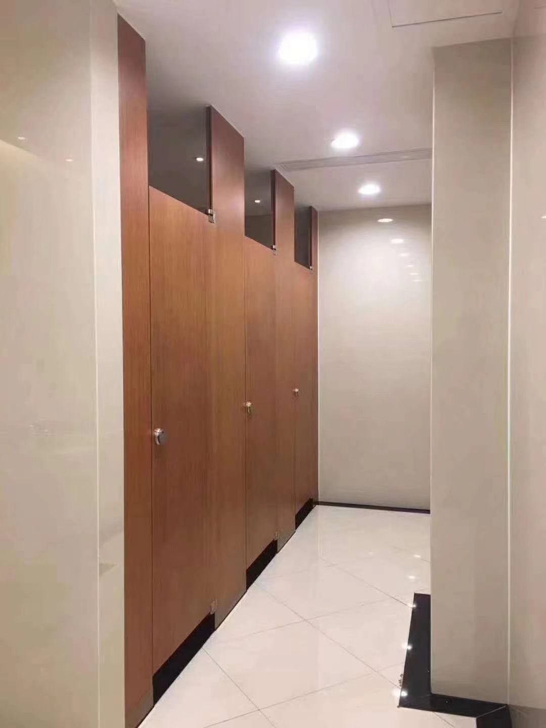 景区卫生间隔断
