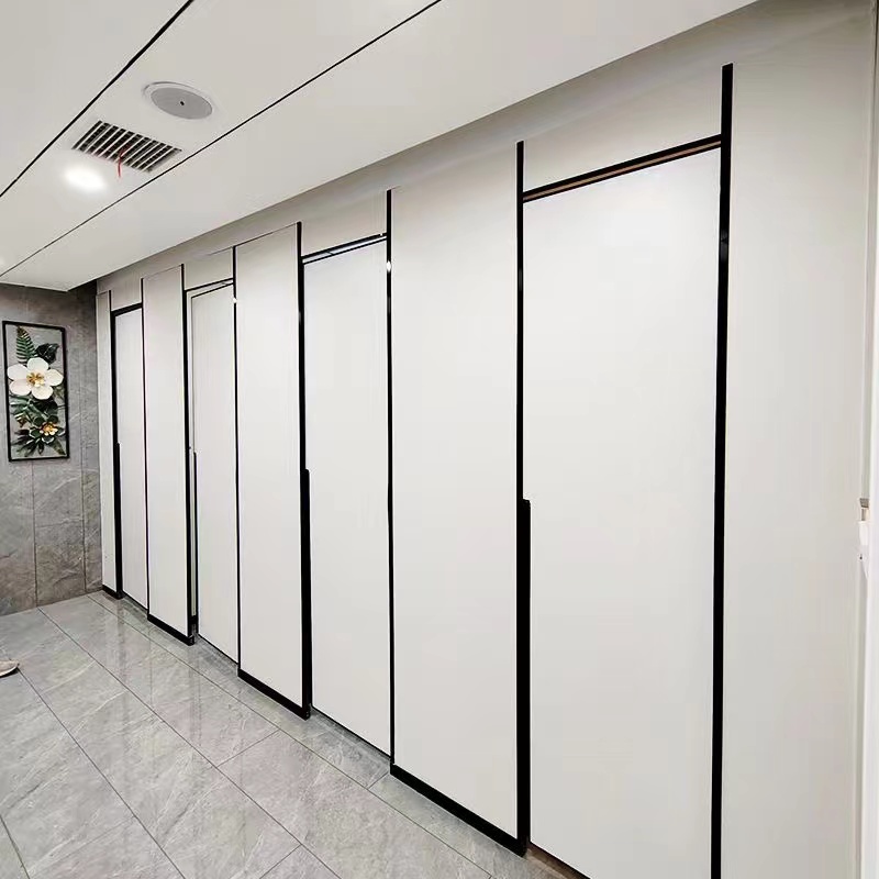 写字楼公共卫生间隔断精品