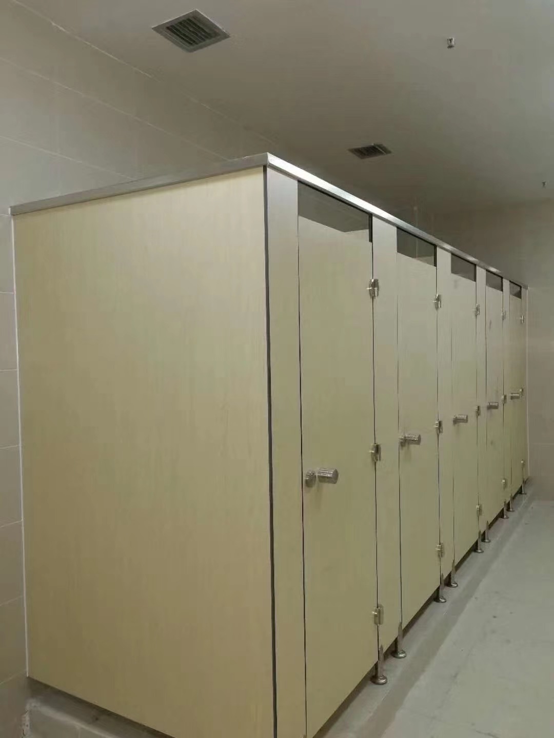 成都市市政公共厕所隔断