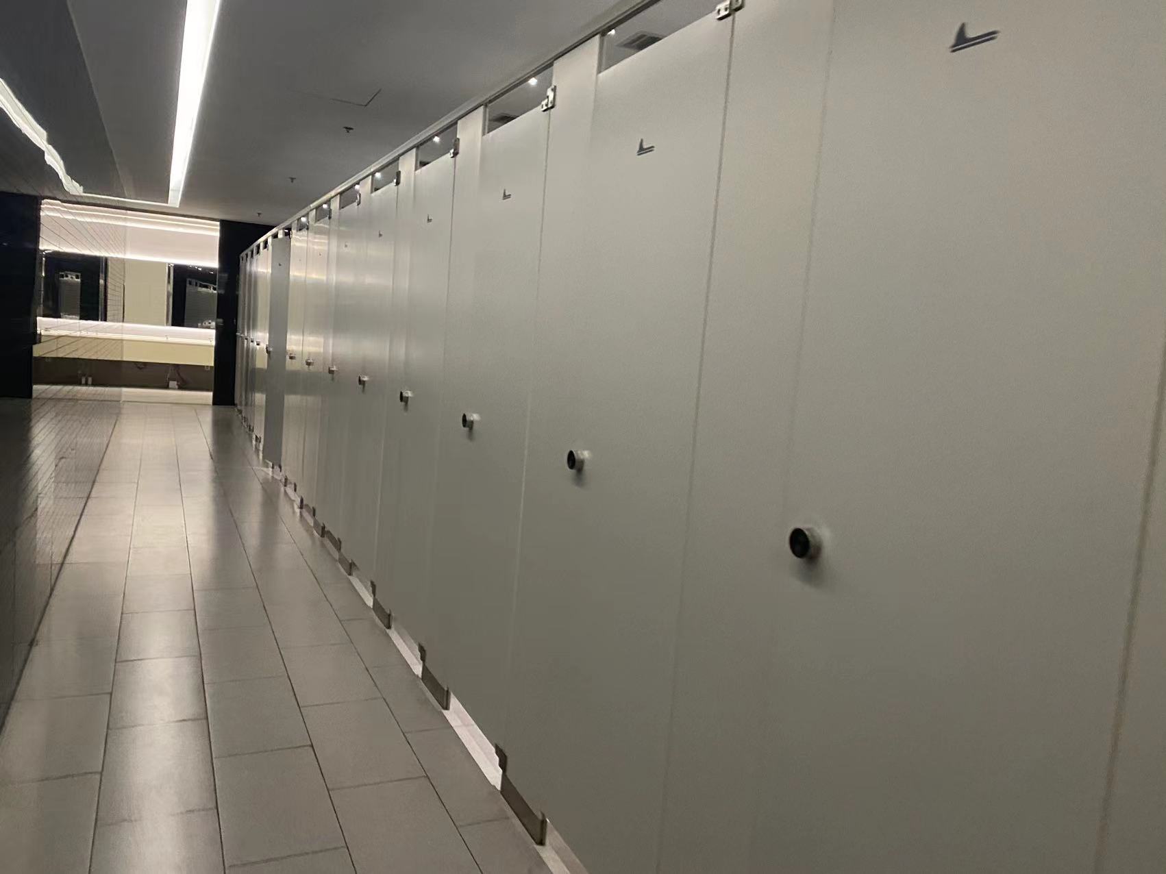 体育馆公共卫生间隔断