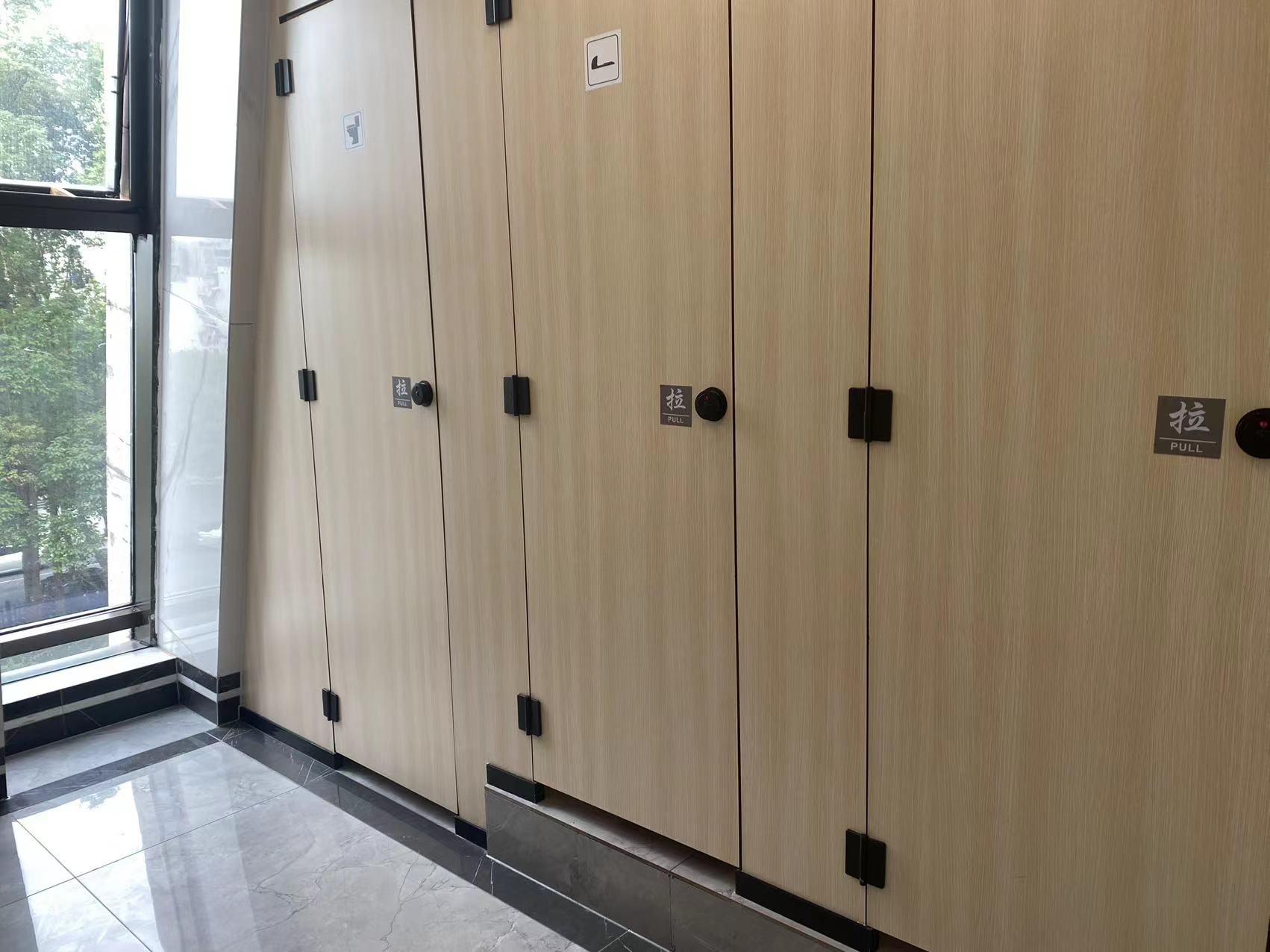 博物馆公共厕所隔断