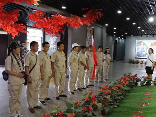 开展“追寻红色记忆，倾听历史回响”主题党日活动-到湘鄂川黔革命根据地纪念馆和贺龙纪念馆参观学习-2