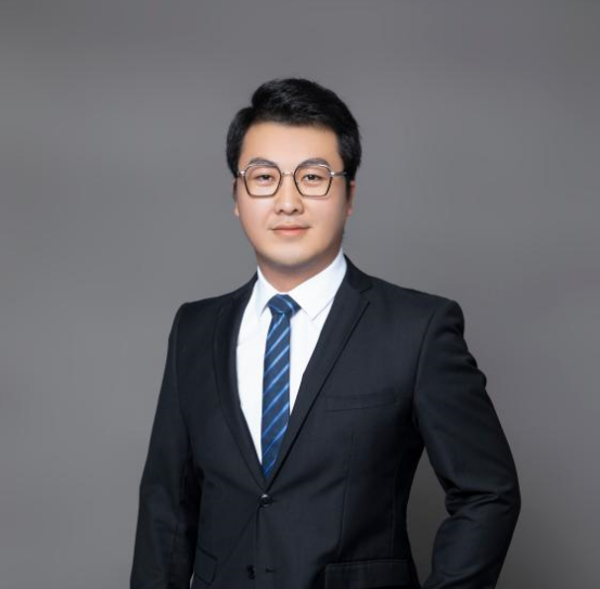 陈东升律师