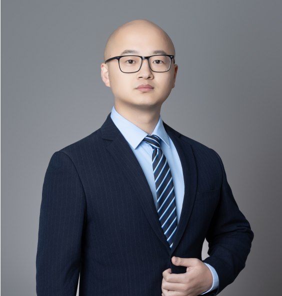 束小勇律师