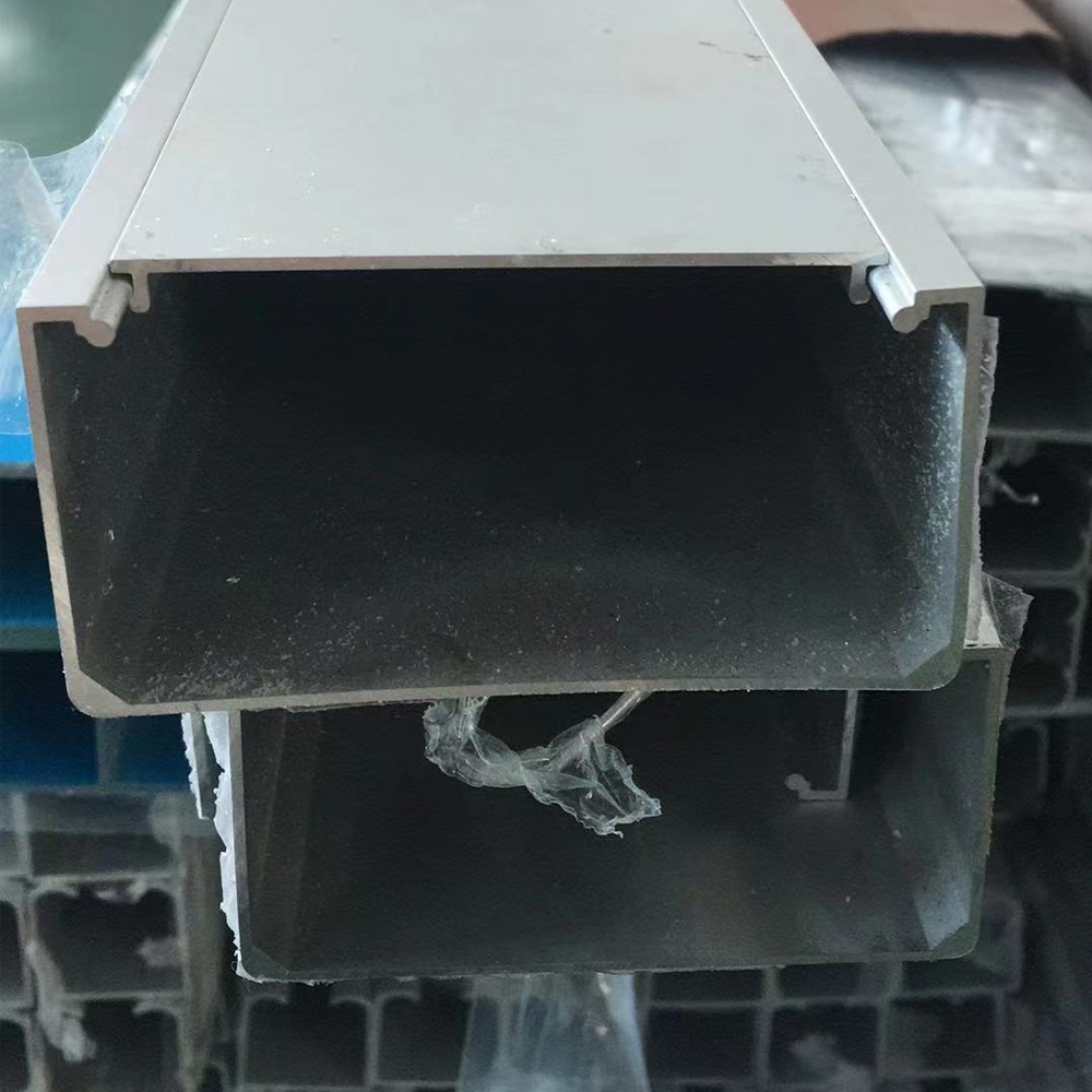 40*80鋁線槽