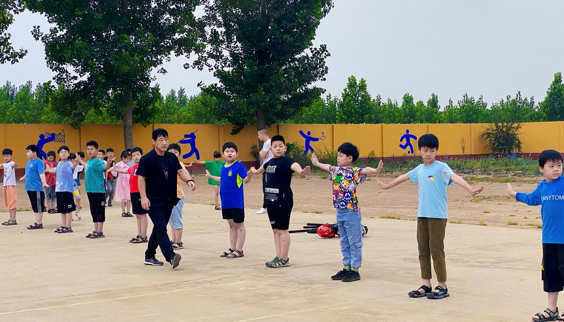 任丘市传统武术协会进校园