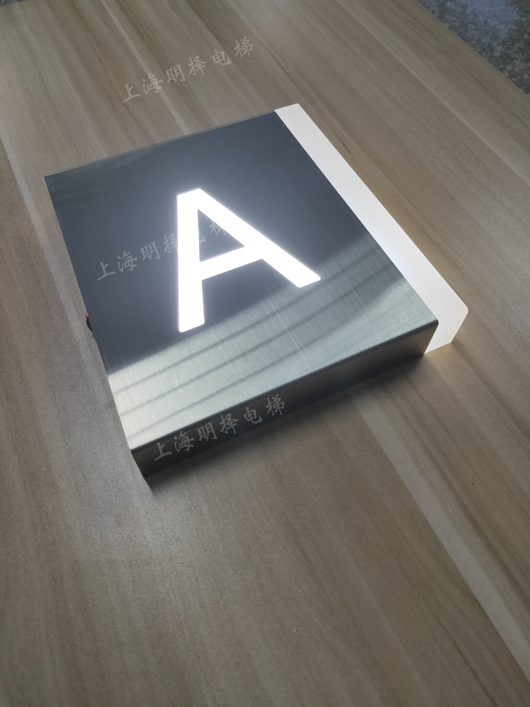 电梯到站灯|报站灯|楼层指示灯|方向提示灯MZD-129
