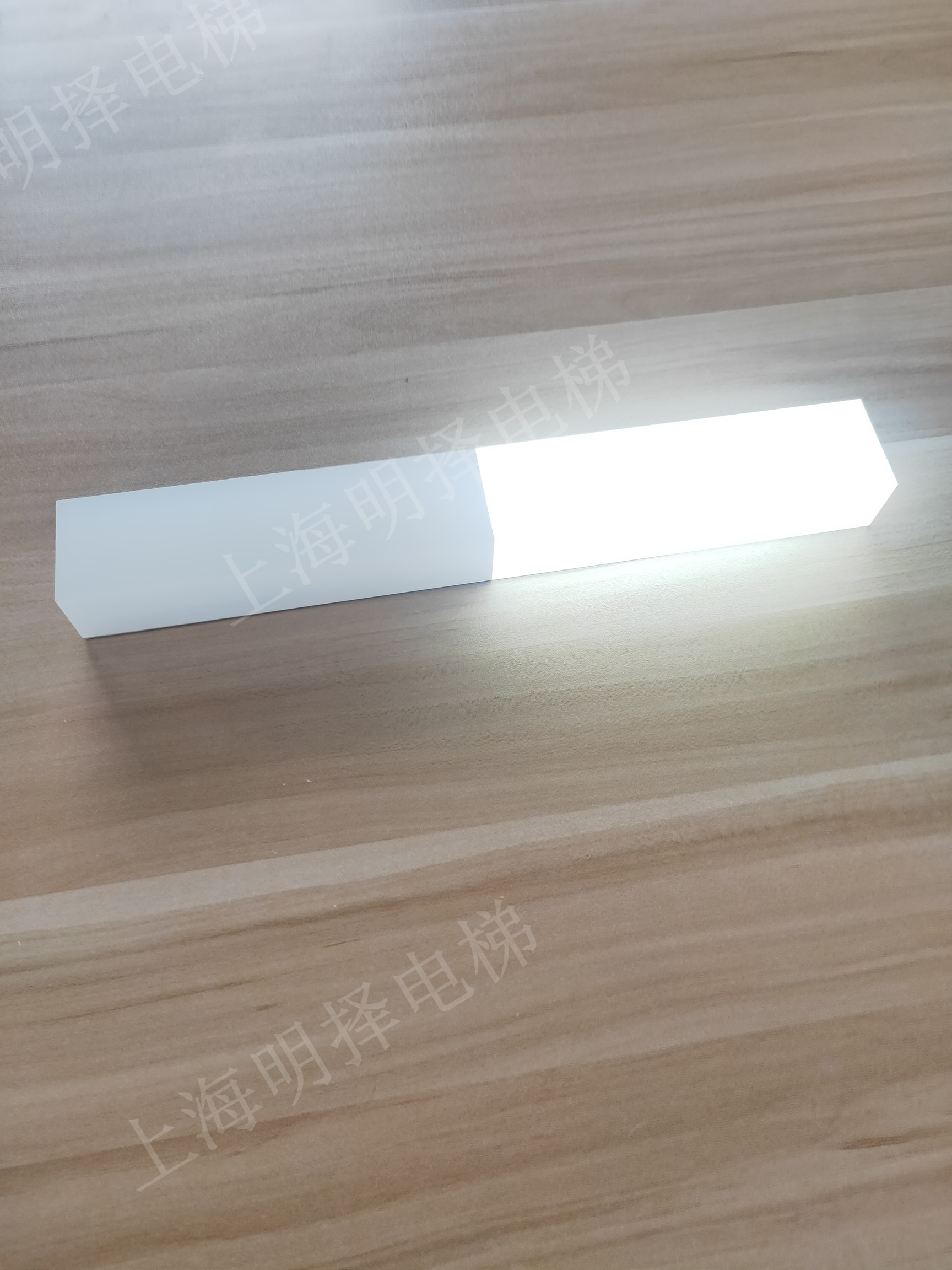 电梯到站灯|报站灯|楼层指示灯|方向提示灯壁挂式MZD-209