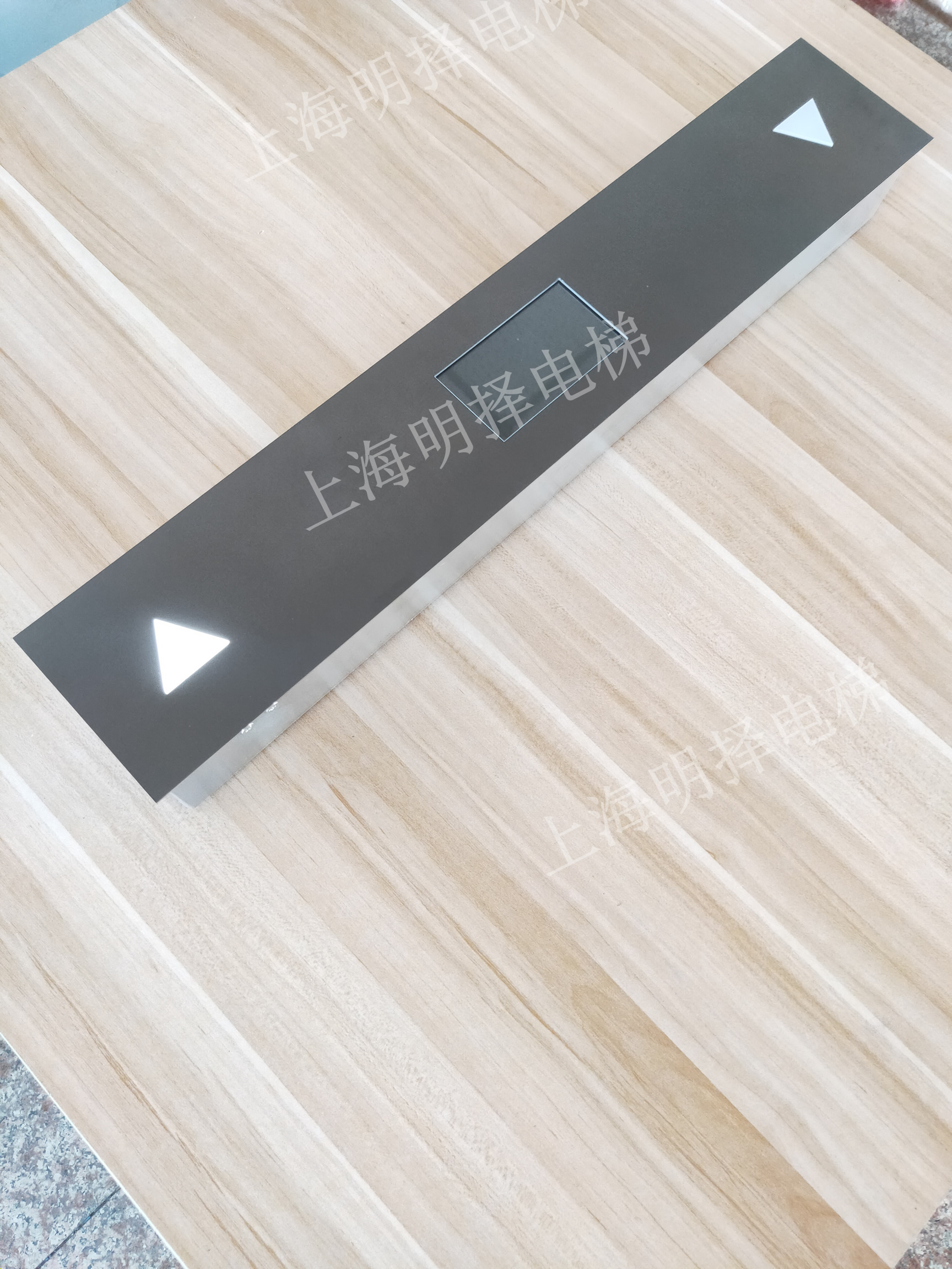 电梯定制横向外呼|液晶显示屏|MZH-272