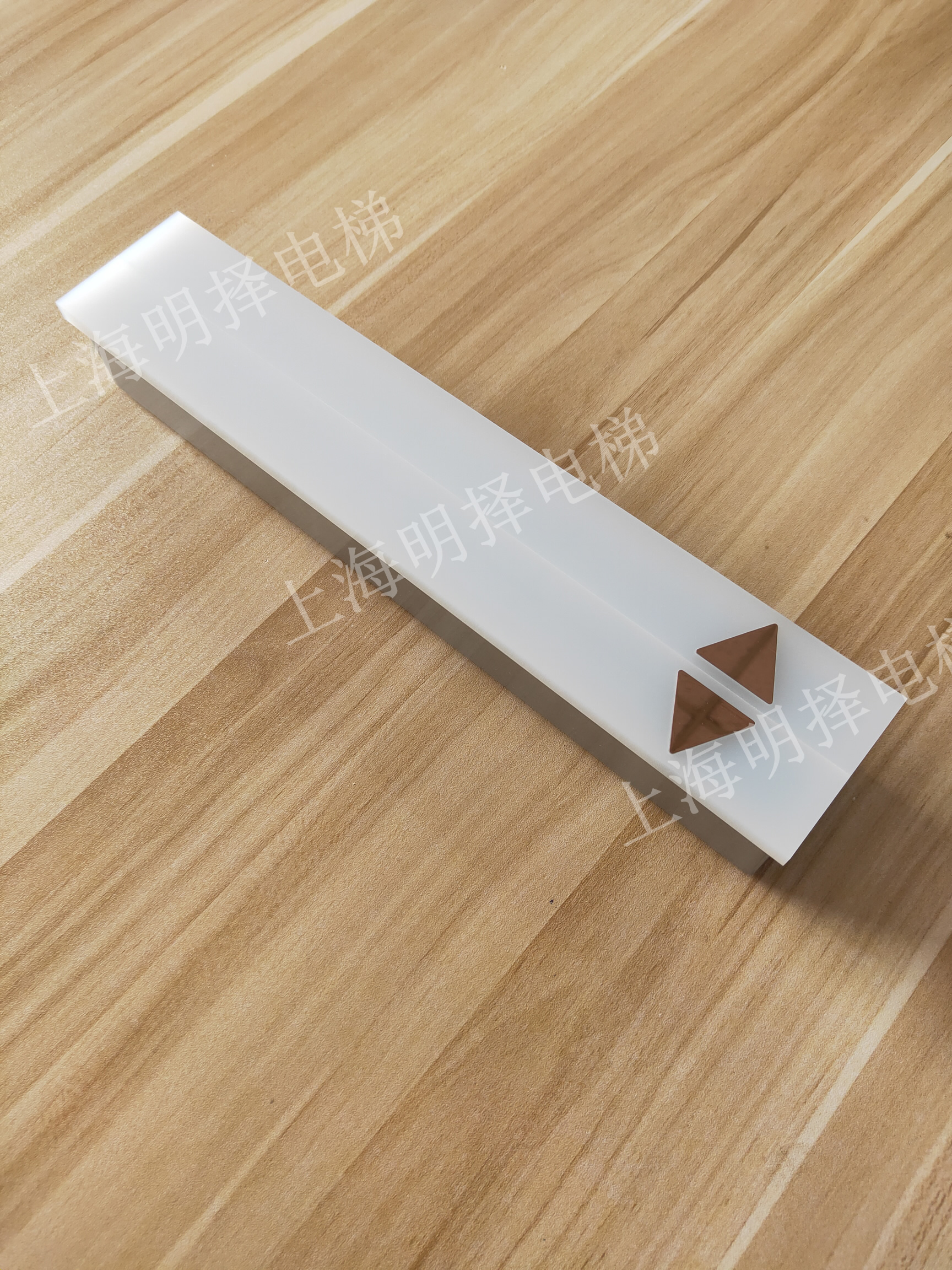 电梯到站灯|报站灯|楼层指示灯|门楣方向灯MZD-243