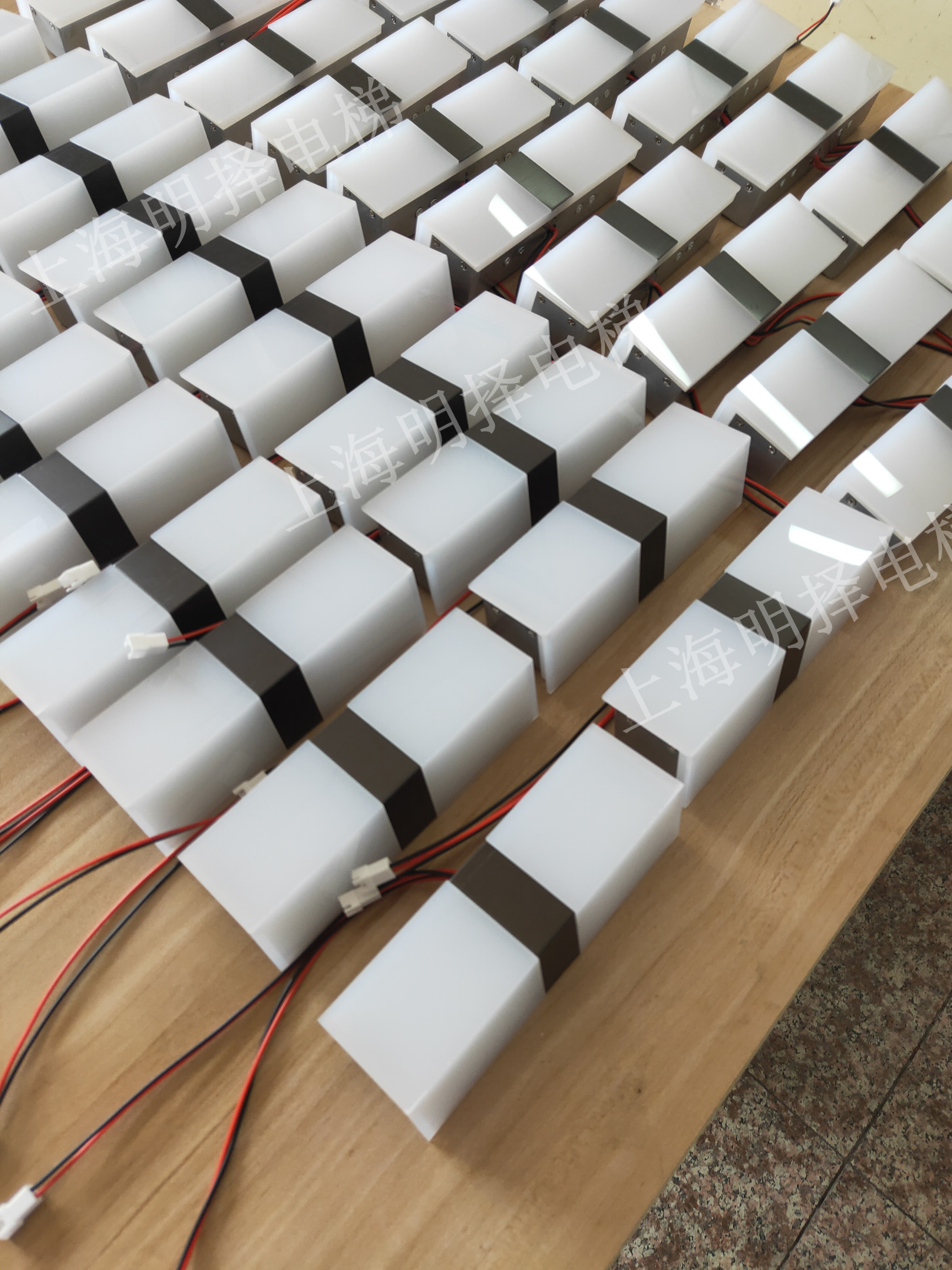 电梯到站灯|转角指示灯|双侧发光 L型 MZD-241