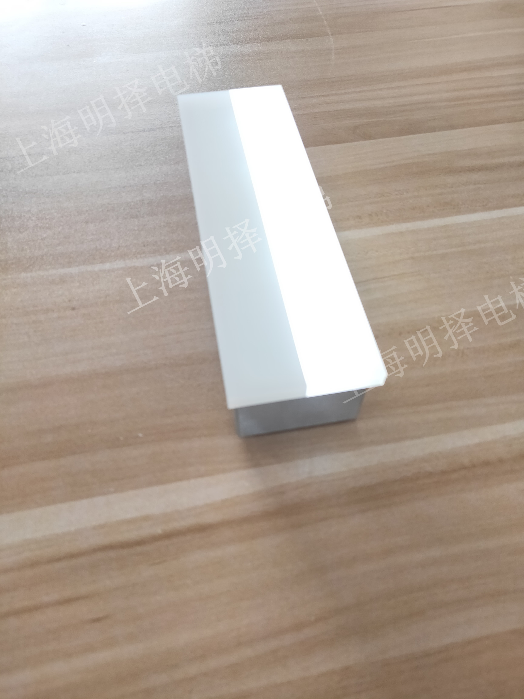 电梯到站灯|报站灯|楼层指示灯|门楣方向灯MZD-238