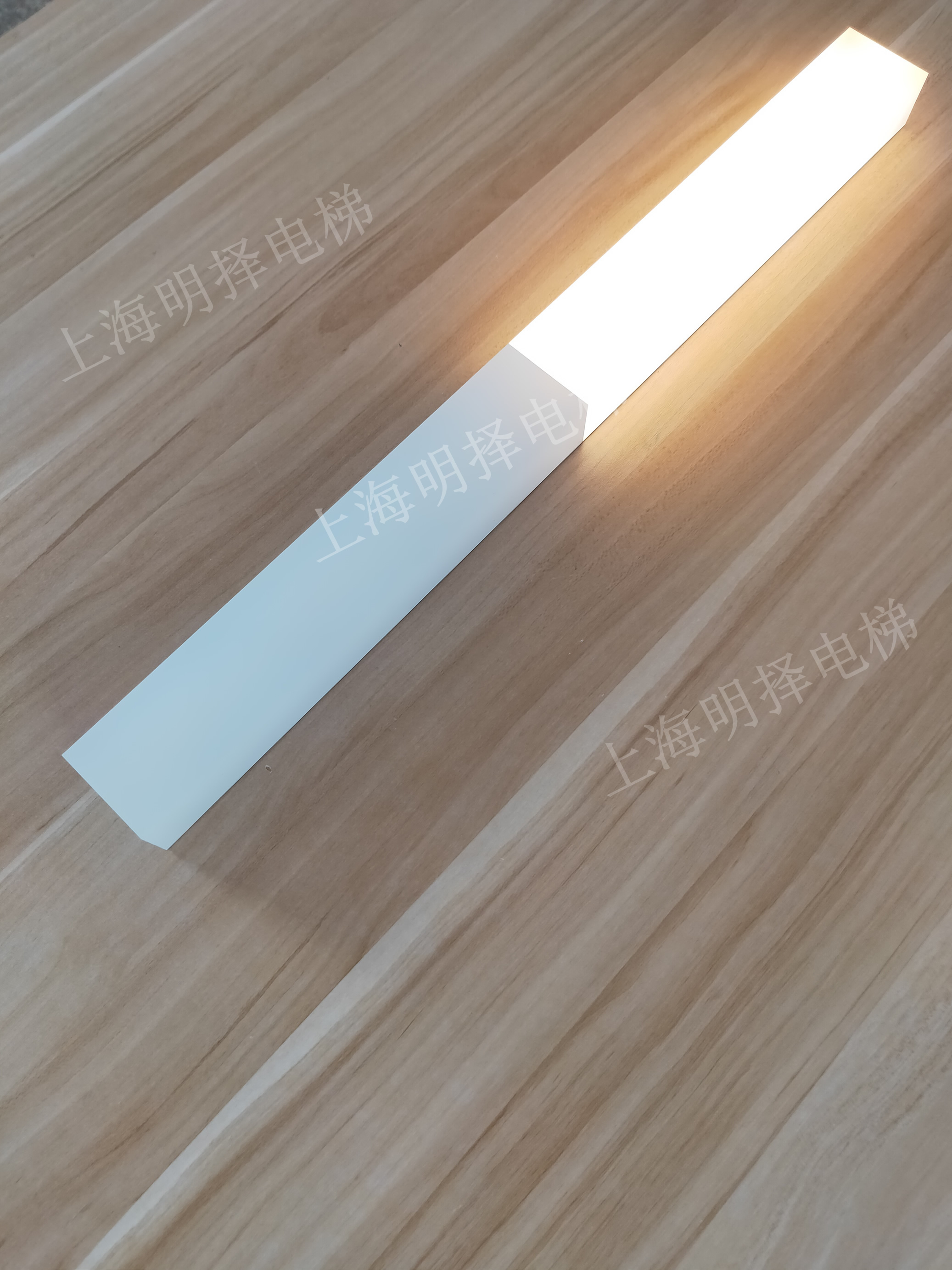 电梯到站灯|报站灯|楼层指示灯|壁挂式预报灯MZD-239