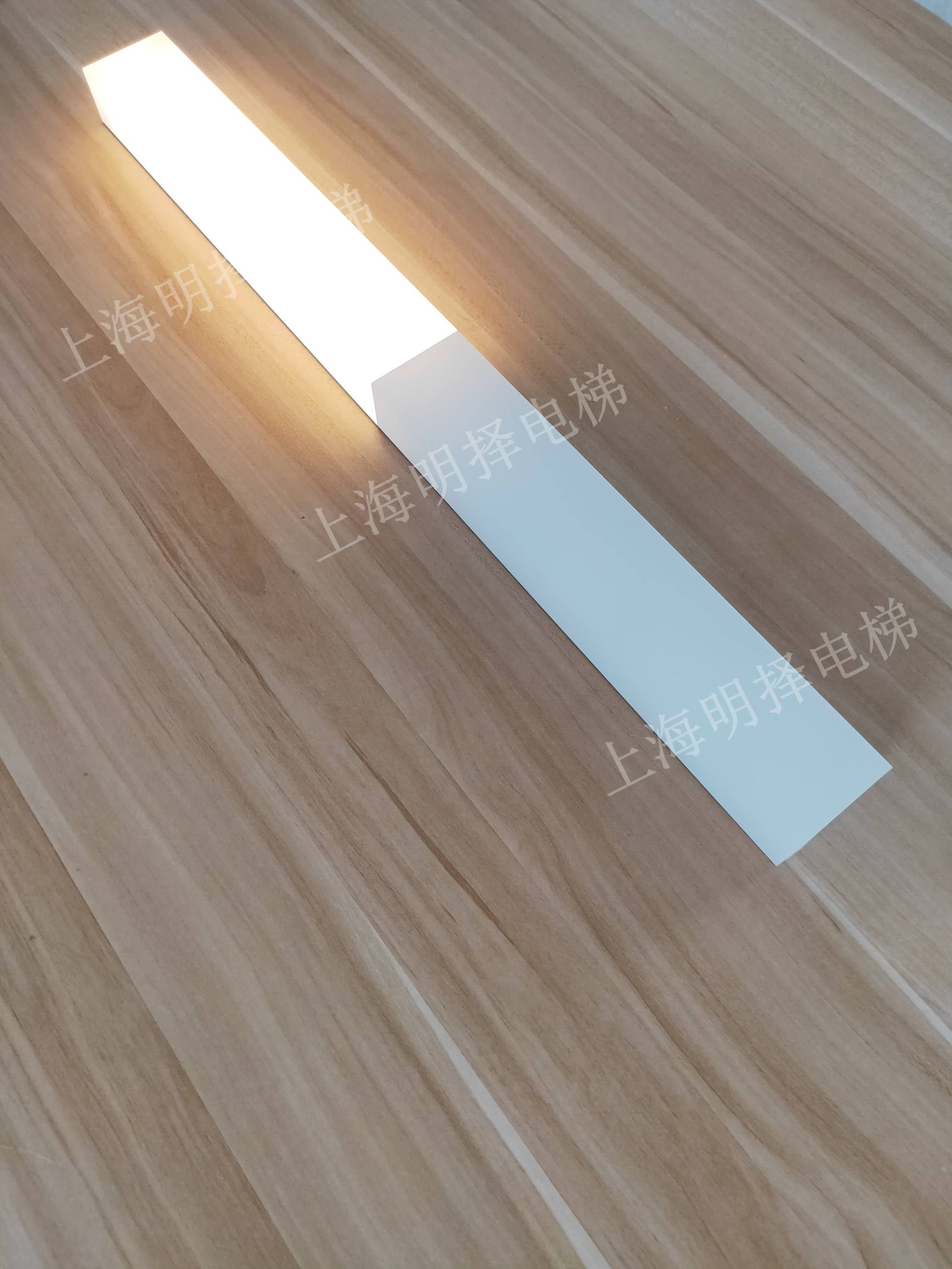 电梯到站灯|报站灯|楼层指示灯|壁挂式预报灯MZD-239