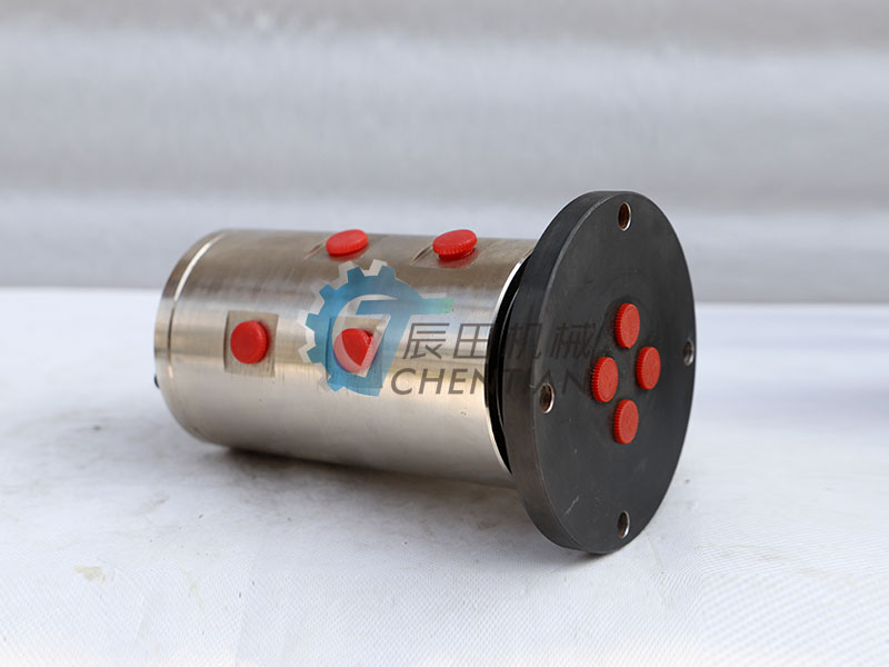 四通路旋转接头