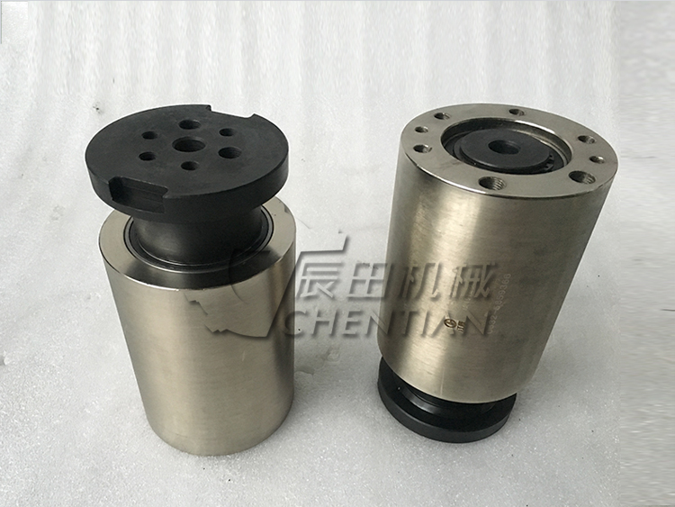 六通路旋转接头