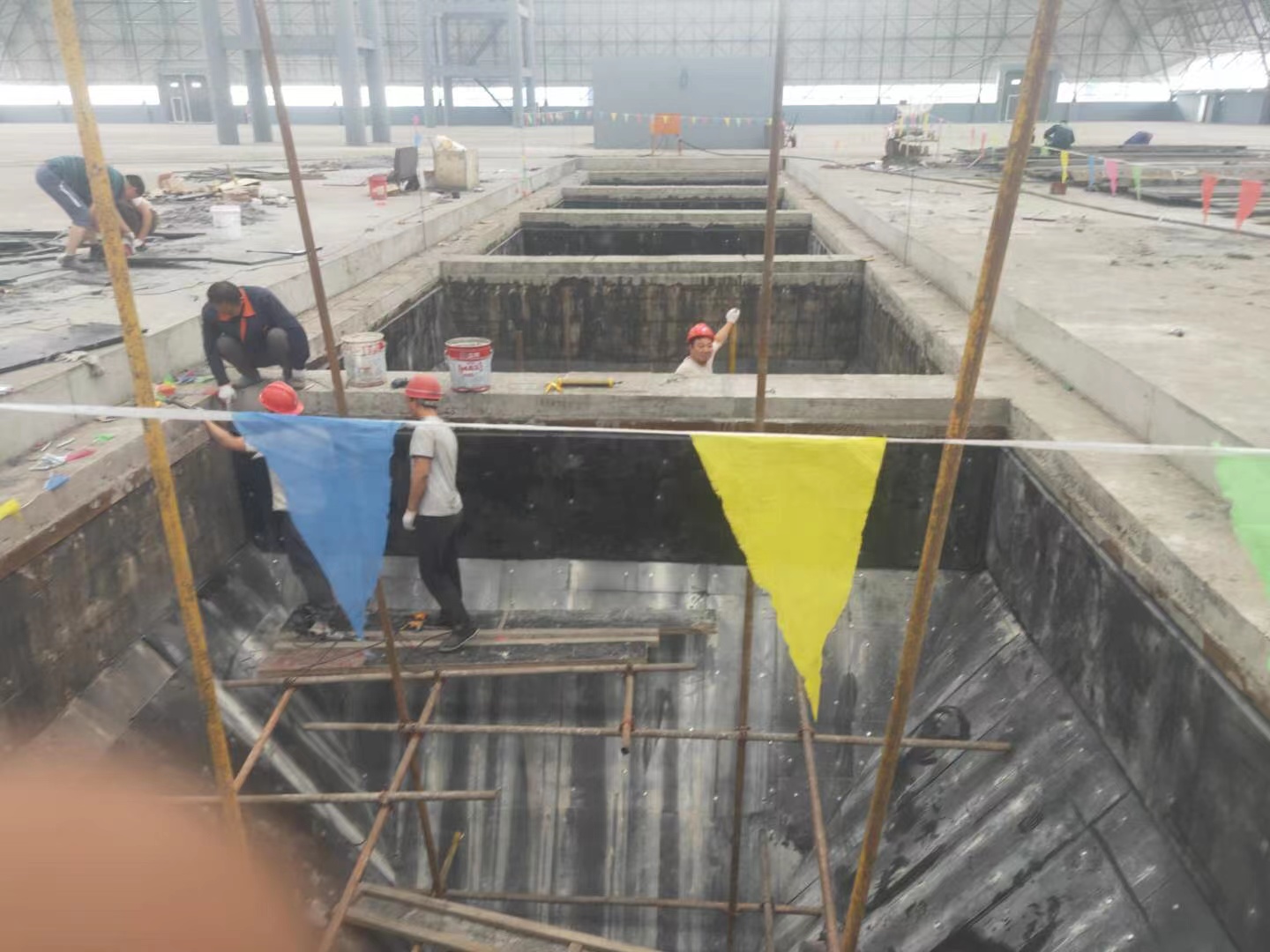 何家塔售煤坑耐磨板加固项目竣工顺利通过验收