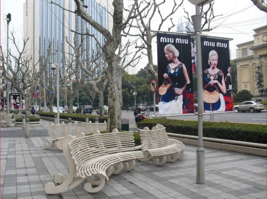 上海市区商圈道旗广告投放,南京路步行街道旗,南京西路商圈广告