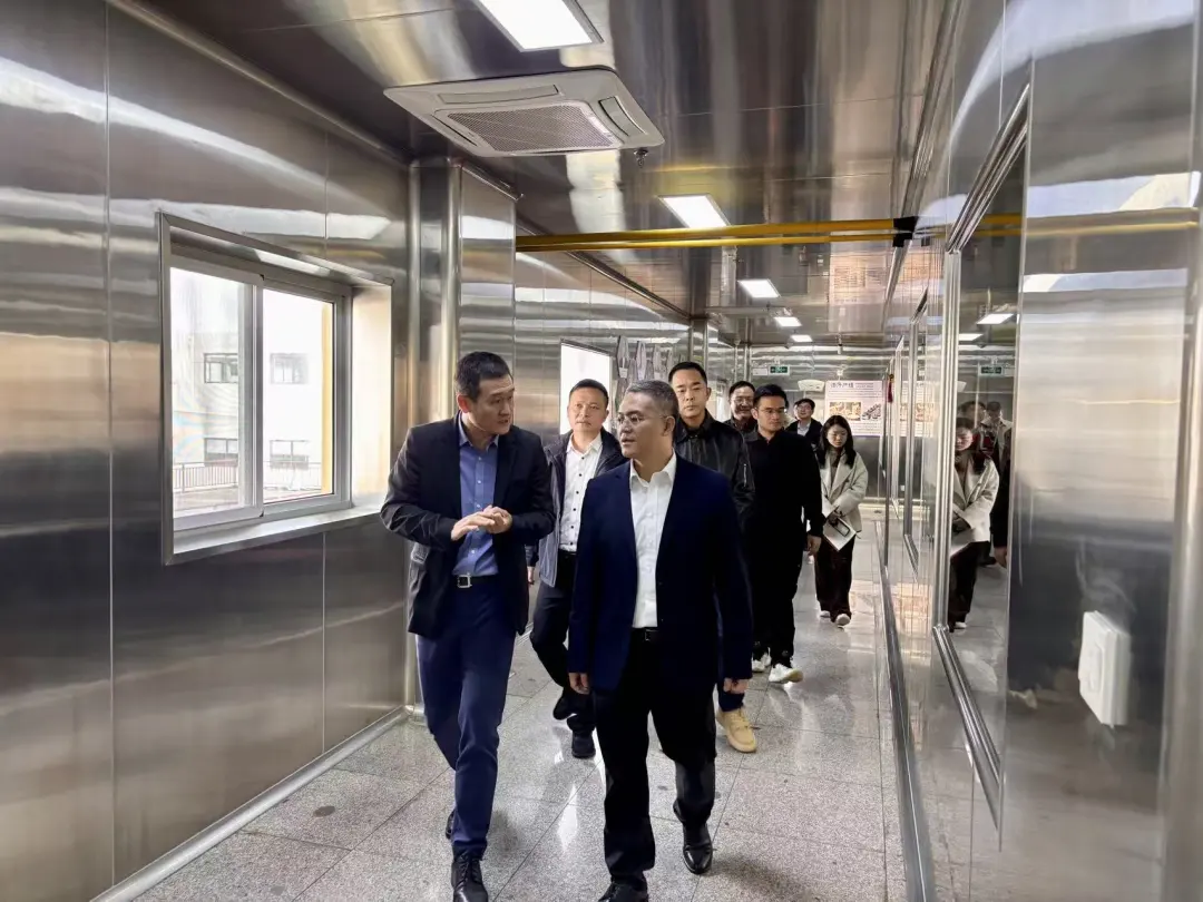 刘云峰书记走访调研百珍堂：鼓励企业在新赛道持续创新、做强做优大渠道