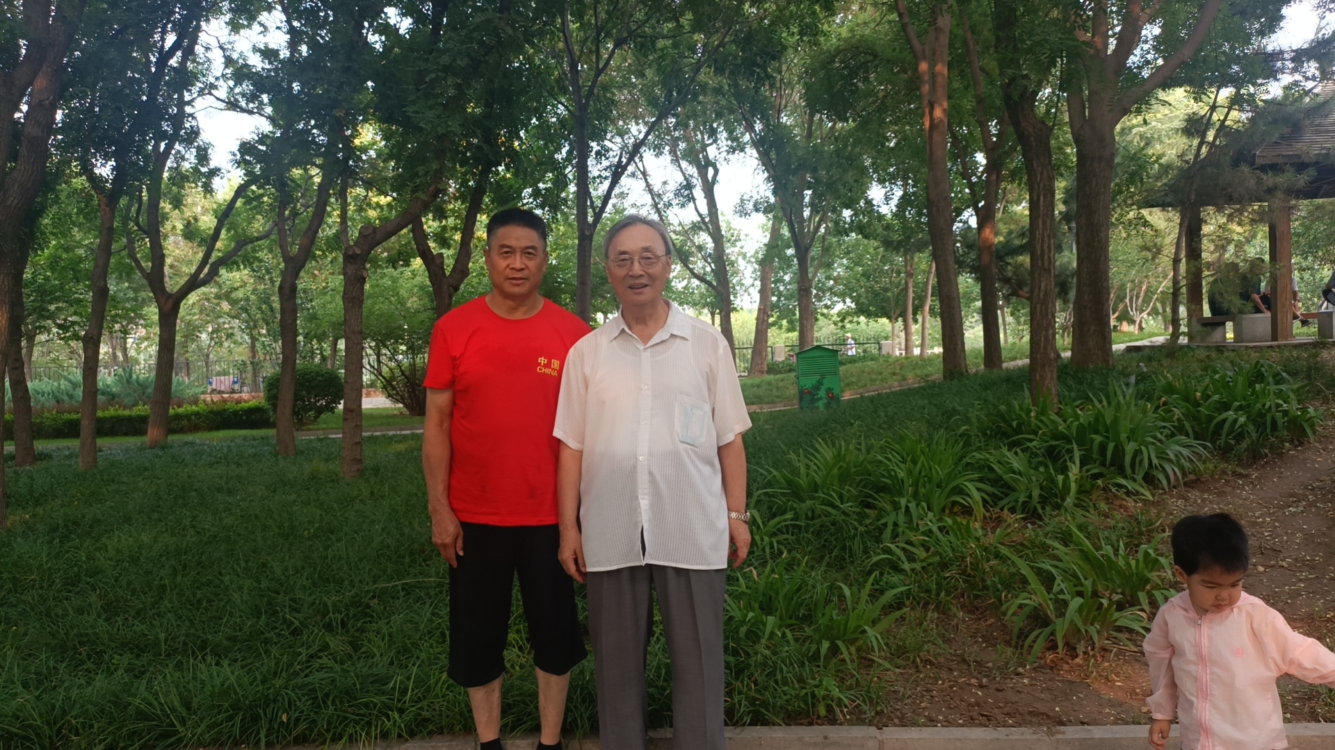 故乡情----（十六）作者劳柏，系列报道（文章来源-一名北京退休专家故乡情怀写实）