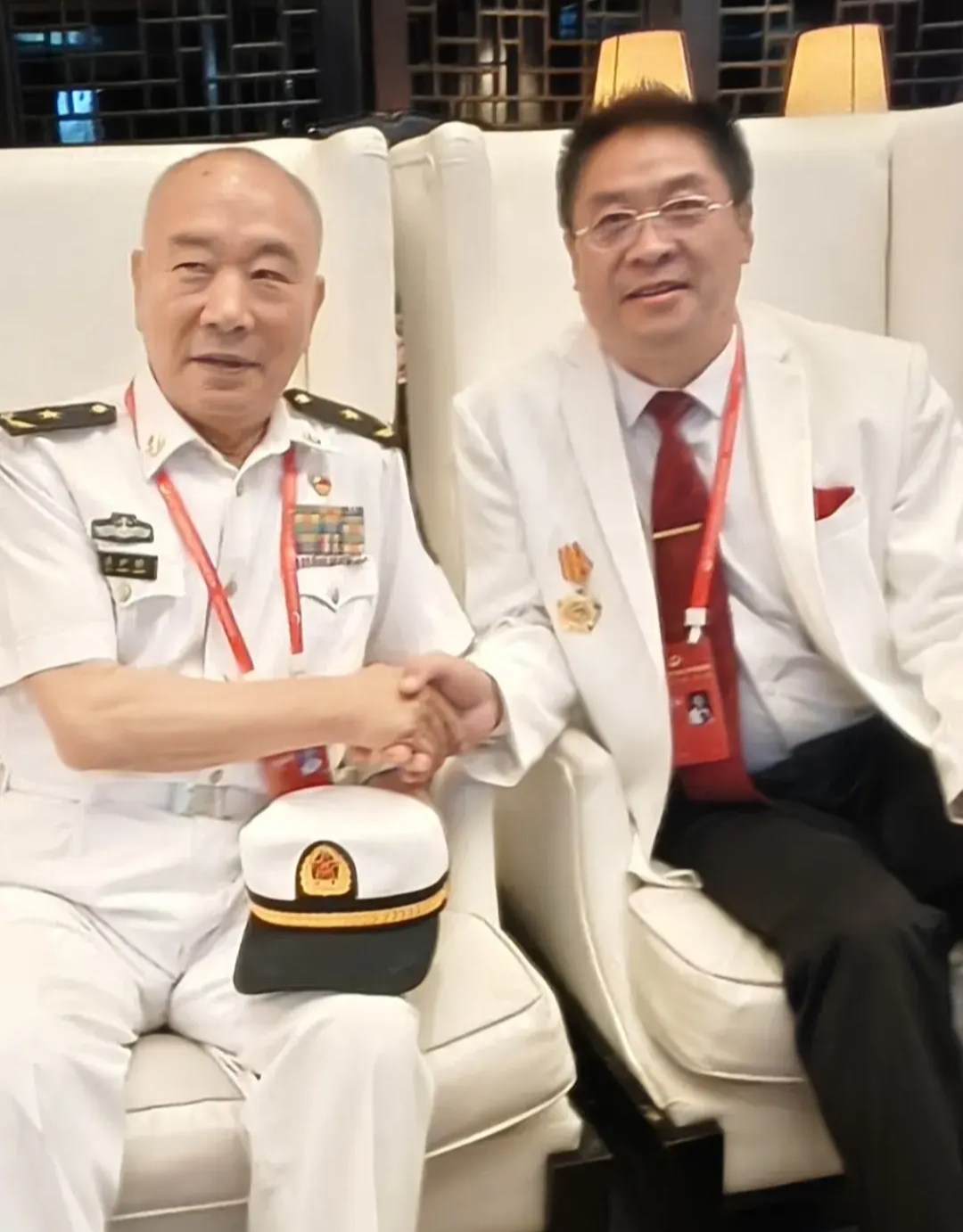 《全国首届“锦诗阁杯”万元文学大赛》吴方臣老师作品