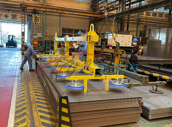 大型不锈钢板材真空吸吊搬运设备