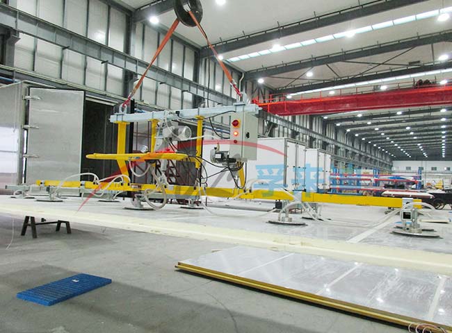 保温板真空吸吊搬运