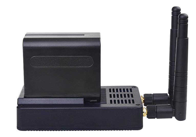 200米带电池无线音视频传输器