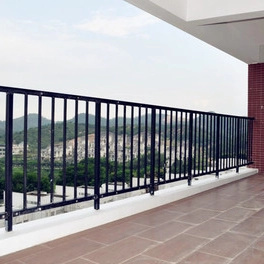 阳台护栏