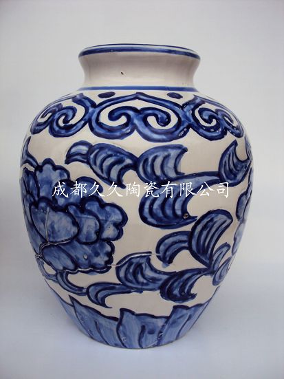 仿青花瓶