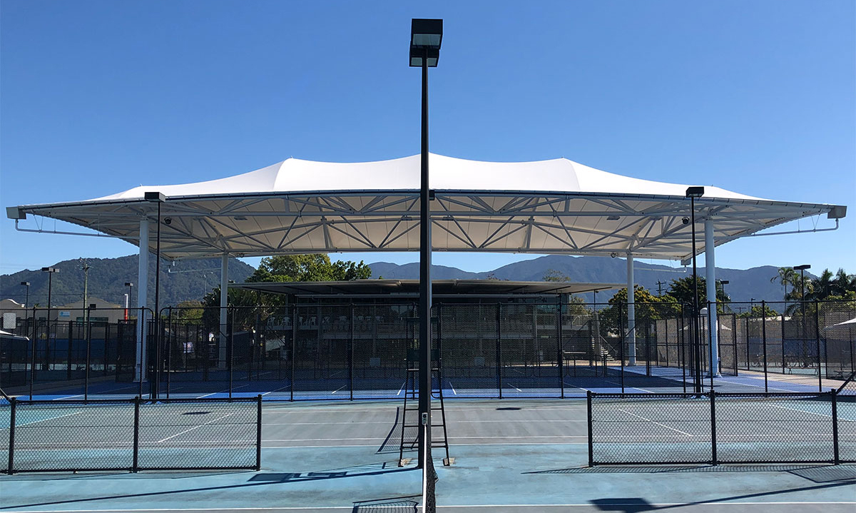 <br />
<div style="text-align:center;">
	<span style="font-size:14px;">膜结构网球场</span>
</div>