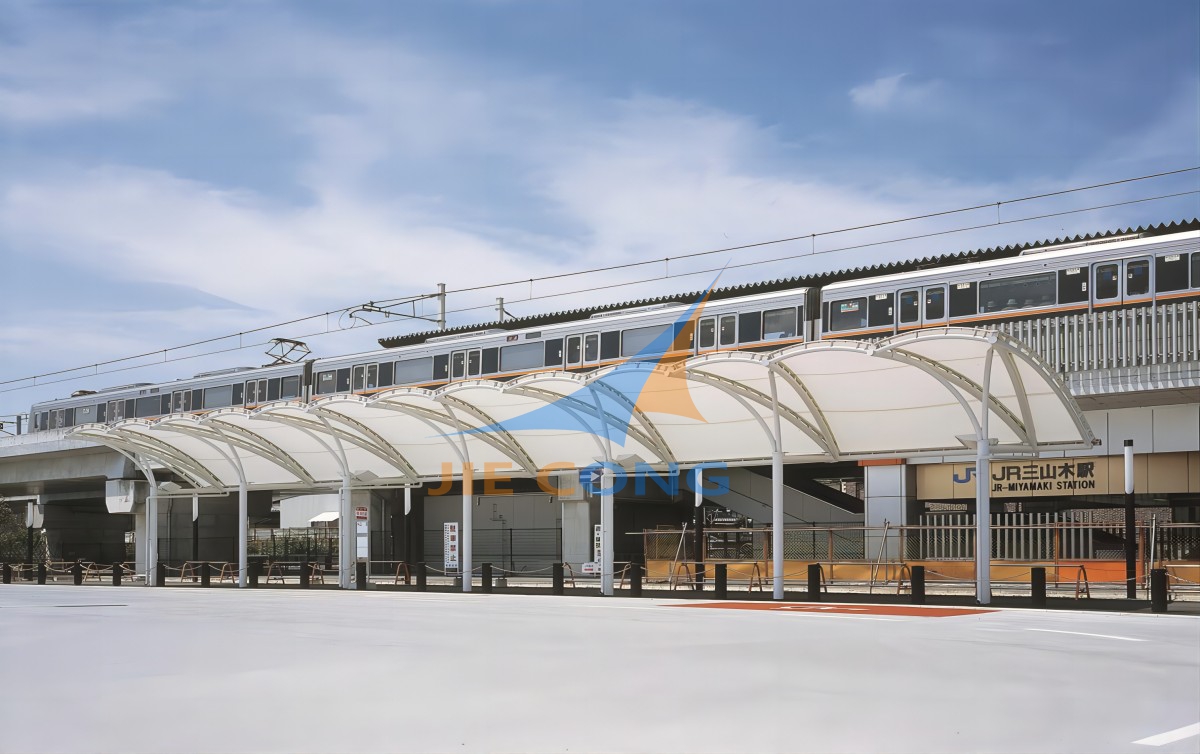 JR三山木站巴士站膜结构遮阳雨棚