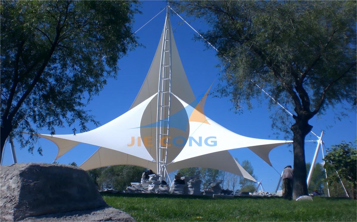 鹤岗中心公园景观张拉膜