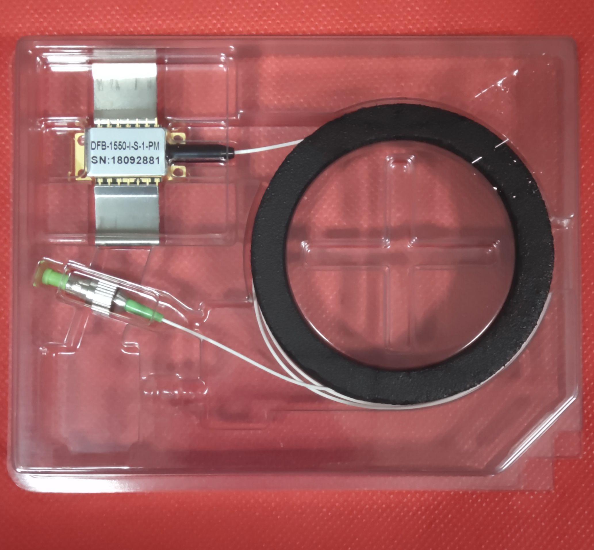 窄線寬蝶形封裝 DFB 激光器