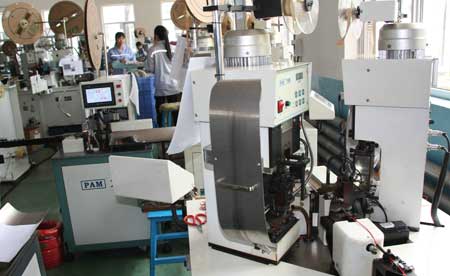 电脑全自动线束成型机