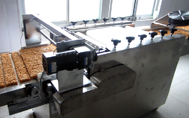 萨其马分块机电气控制系统