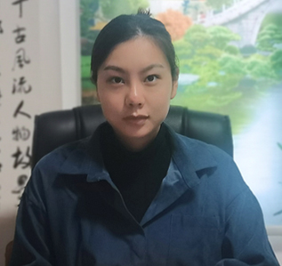 心理教师：洪仪