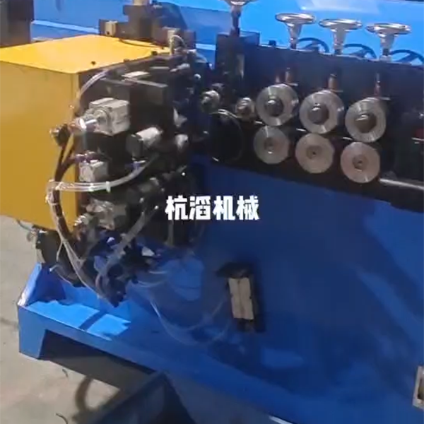 卡簧机