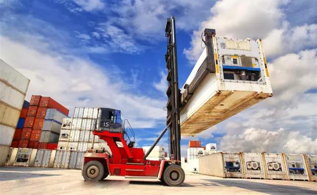 国际货运常见的成交方式及报关区别