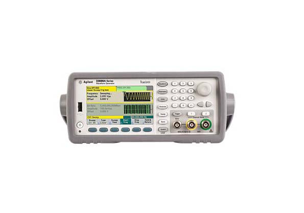 33600A 系列波形发生器，80 和 120 MHz